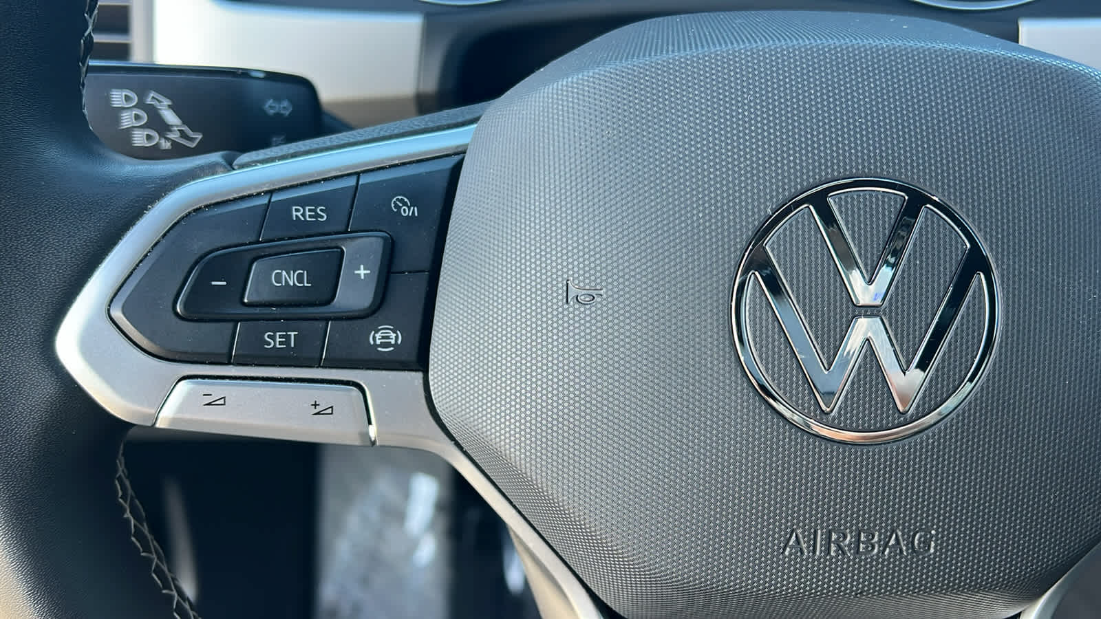 Thumbnail: 2021 Volkswagen Atlas - 19