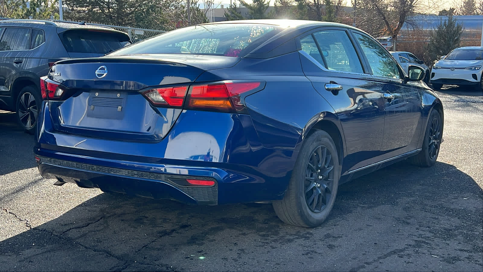 Thumbnail: 2022 Nissan Altima - 5