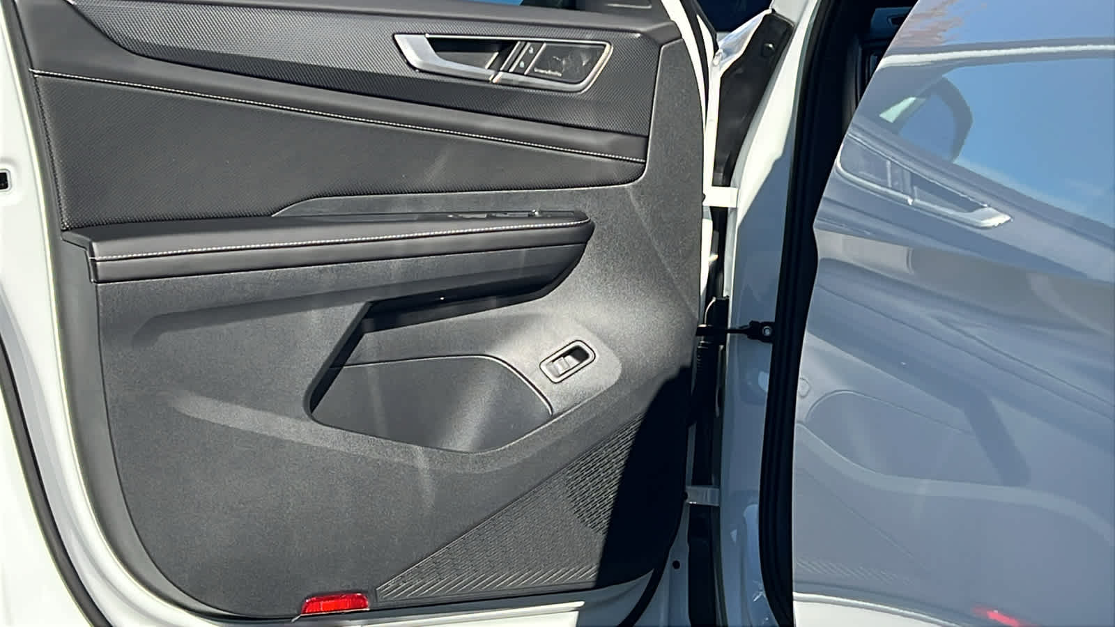 Thumbnail: 2026 Volkswagen Atlas - 23