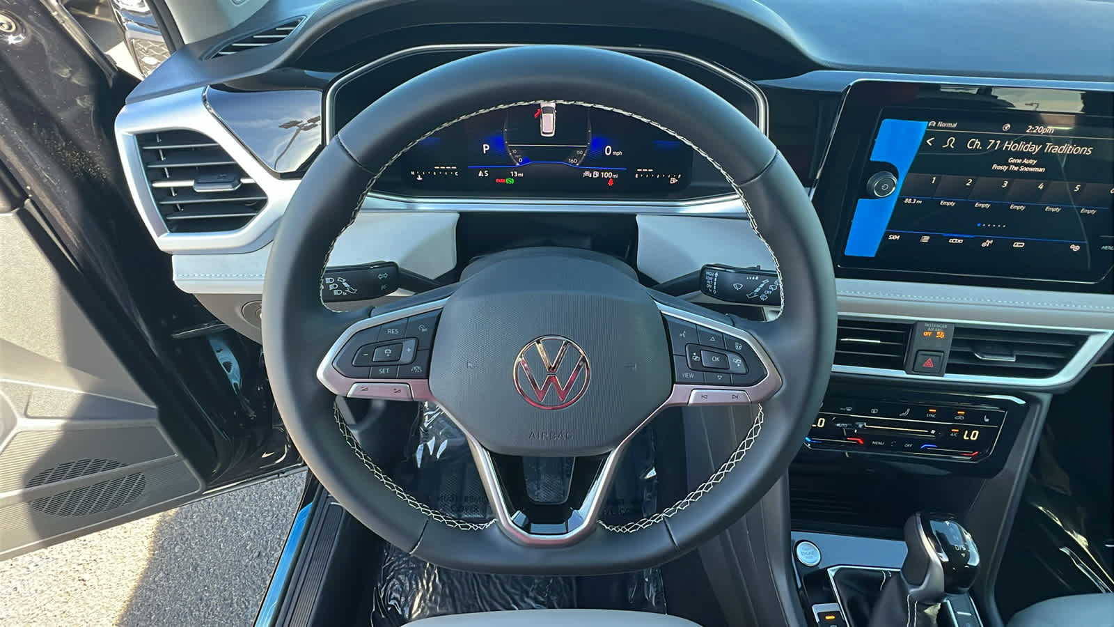 Thumbnail: 2026 Volkswagen Taos - 18