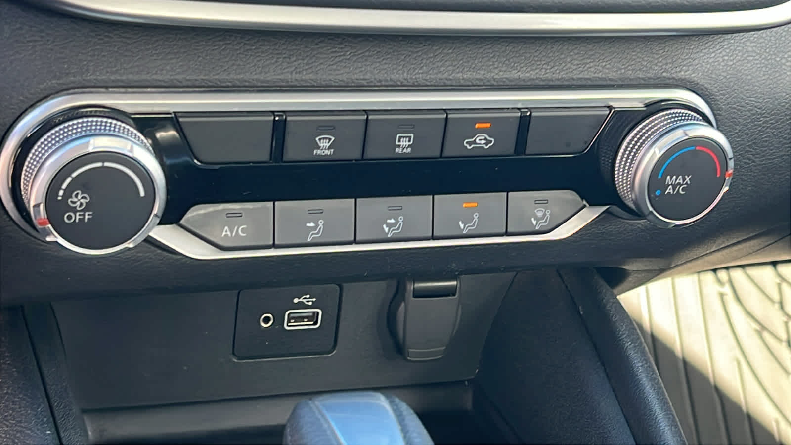 Thumbnail: 2022 Nissan Altima - 14