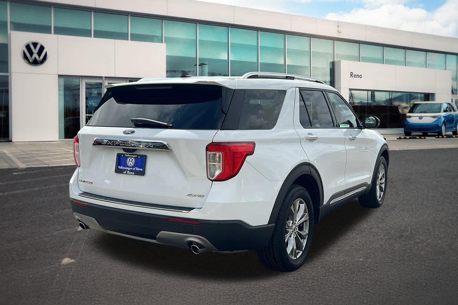 Thumbnail: 2022 Ford Explorer - 5