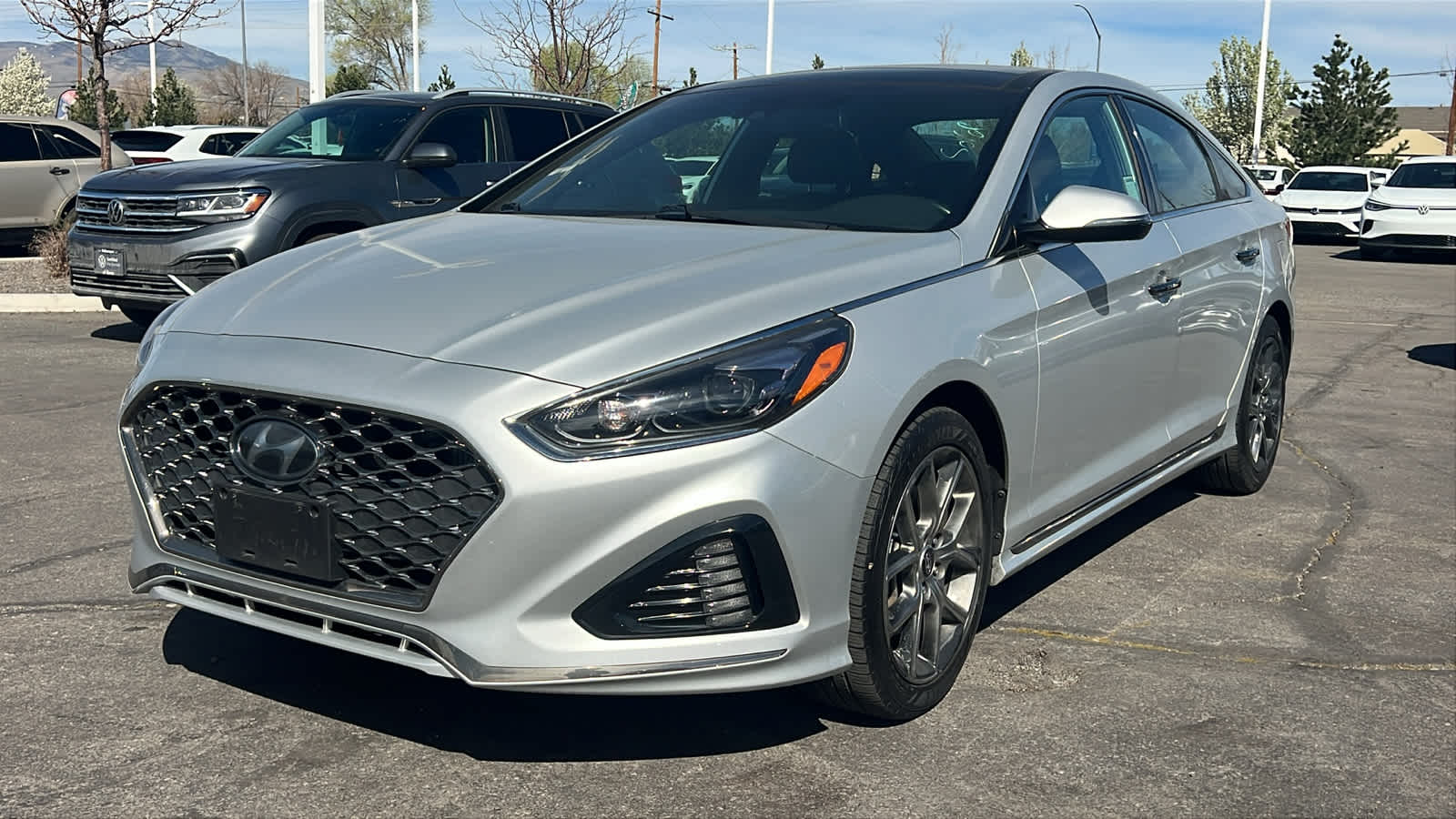 Thumbnail: 2019 Hyundai Sonata - 1
