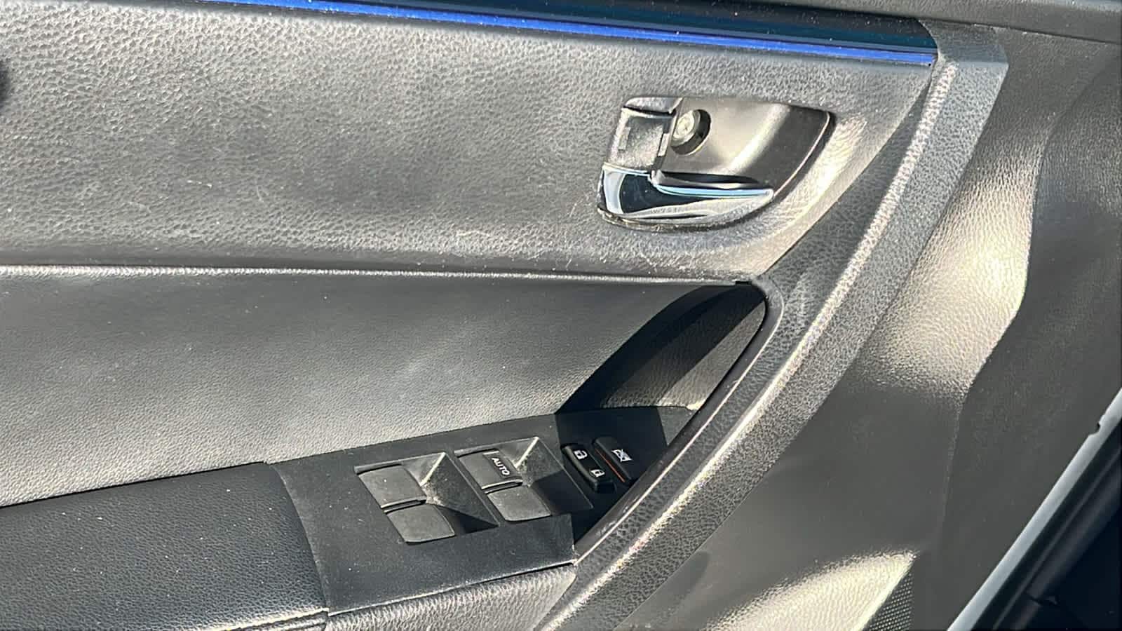 Thumbnail: 2017 Toyota Corolla - 22