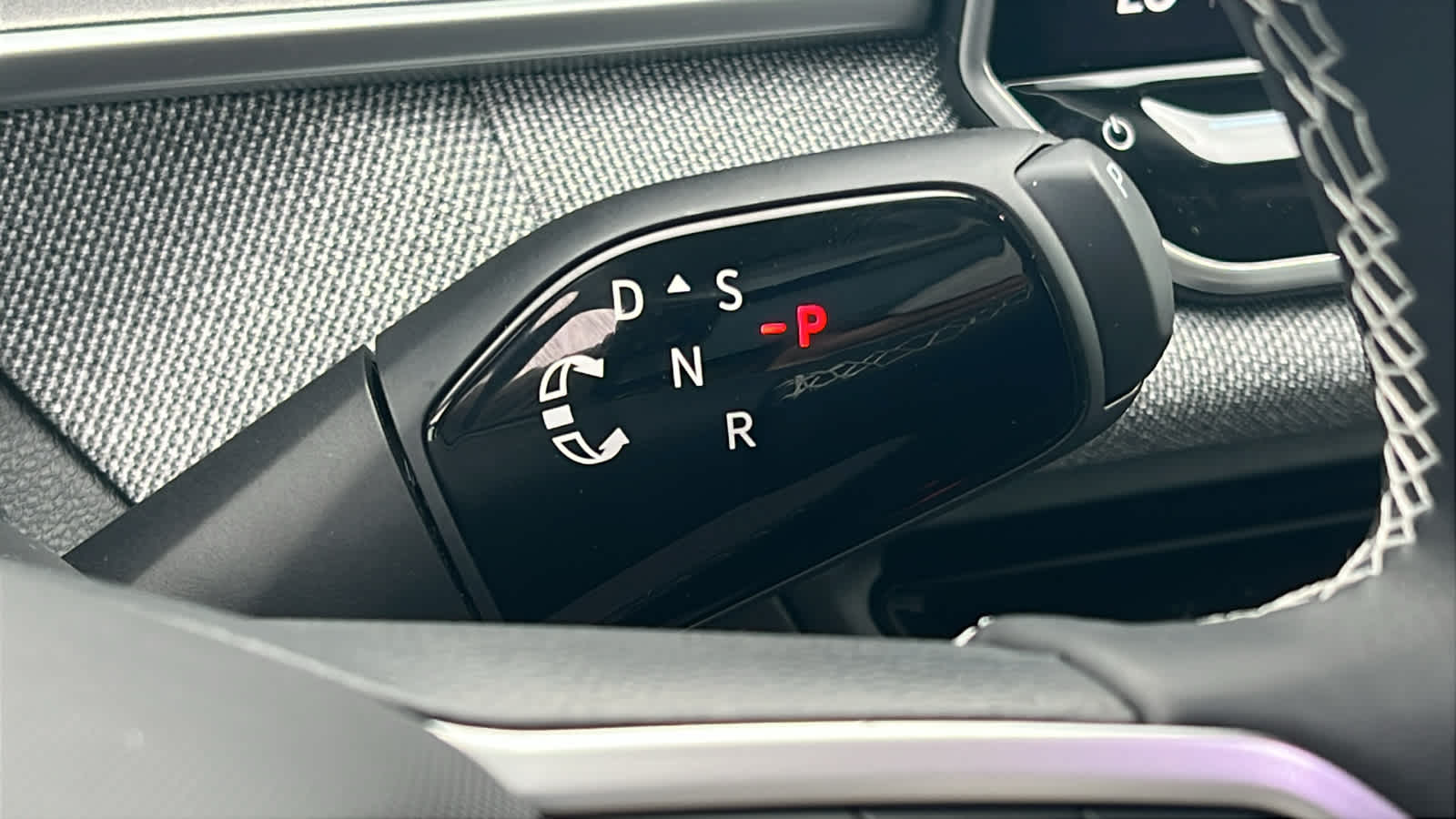 Thumbnail: 2026 Volkswagen Tiguan - 13