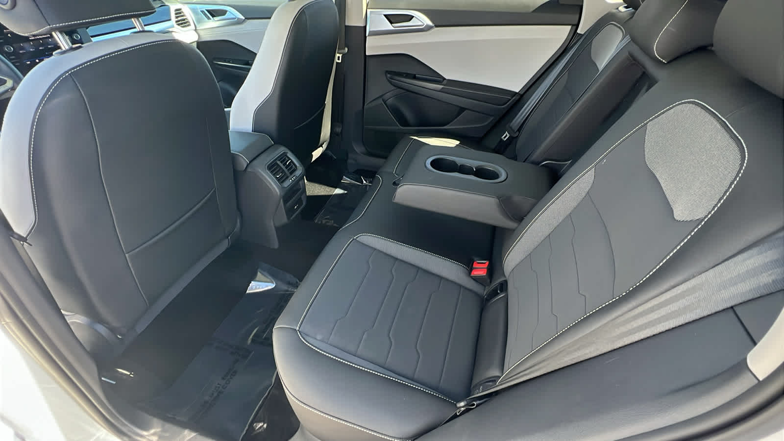 Thumbnail: 2025 Volkswagen Taos - 24