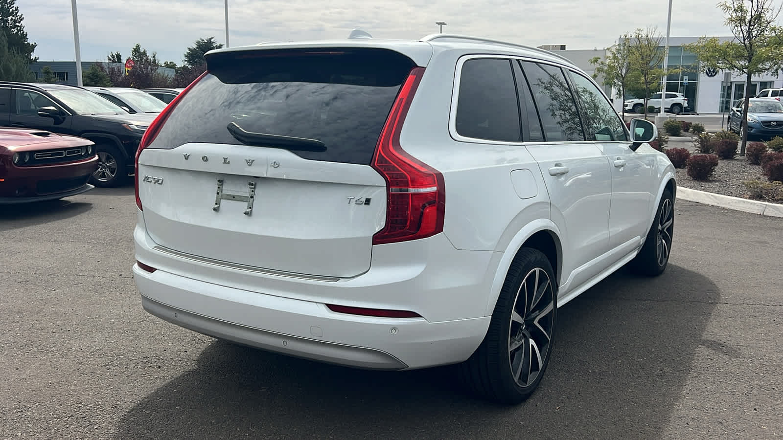 Thumbnail: 2022 Volvo XC90 - 5