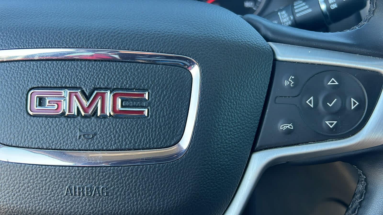 Thumbnail: 2023 GMC Acadia - 20