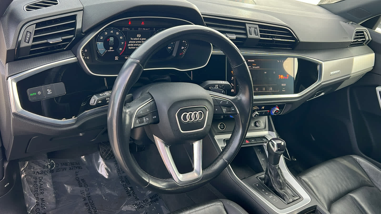 Thumbnail: 2023 Audi Q3 - 10