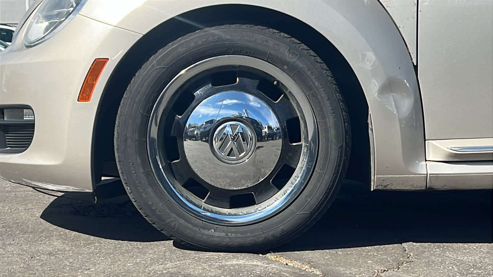 Thumbnail: 2013 Volkswagen Beetle - 9