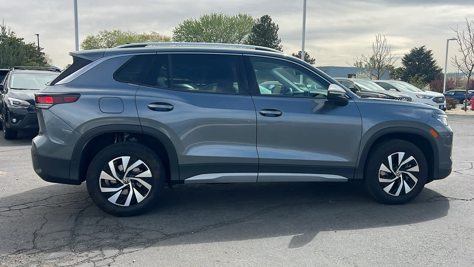 Thumbnail: 2026 Volkswagen Tiguan - 4