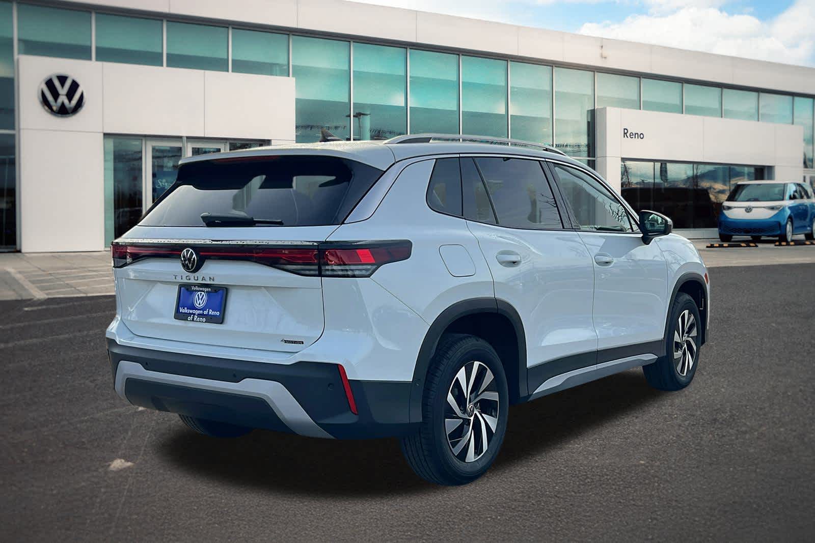 Thumbnail: 2026 Volkswagen Tiguan - 5