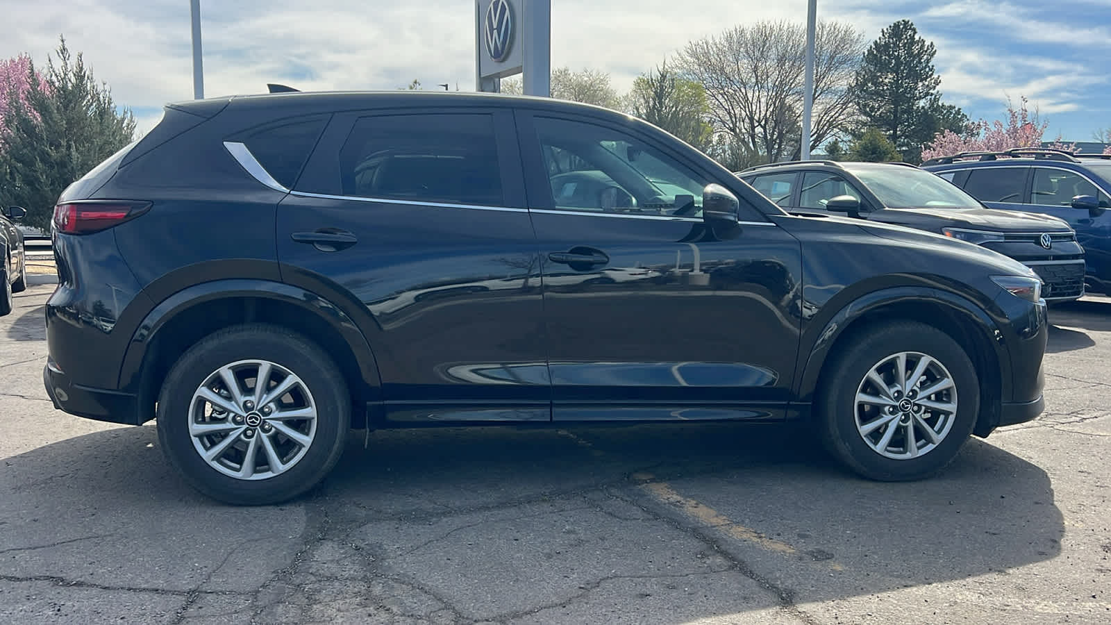 Thumbnail: 2025 Mazda CX-5 - 4