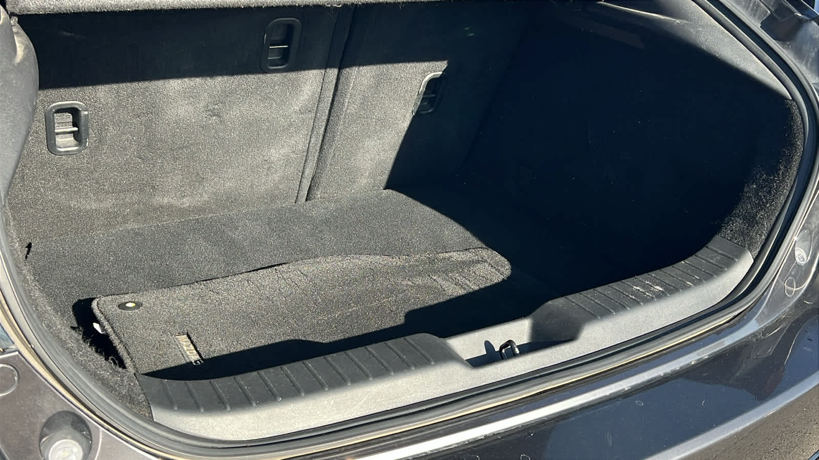 Thumbnail: 2023 Mazda Mazda3 - 27