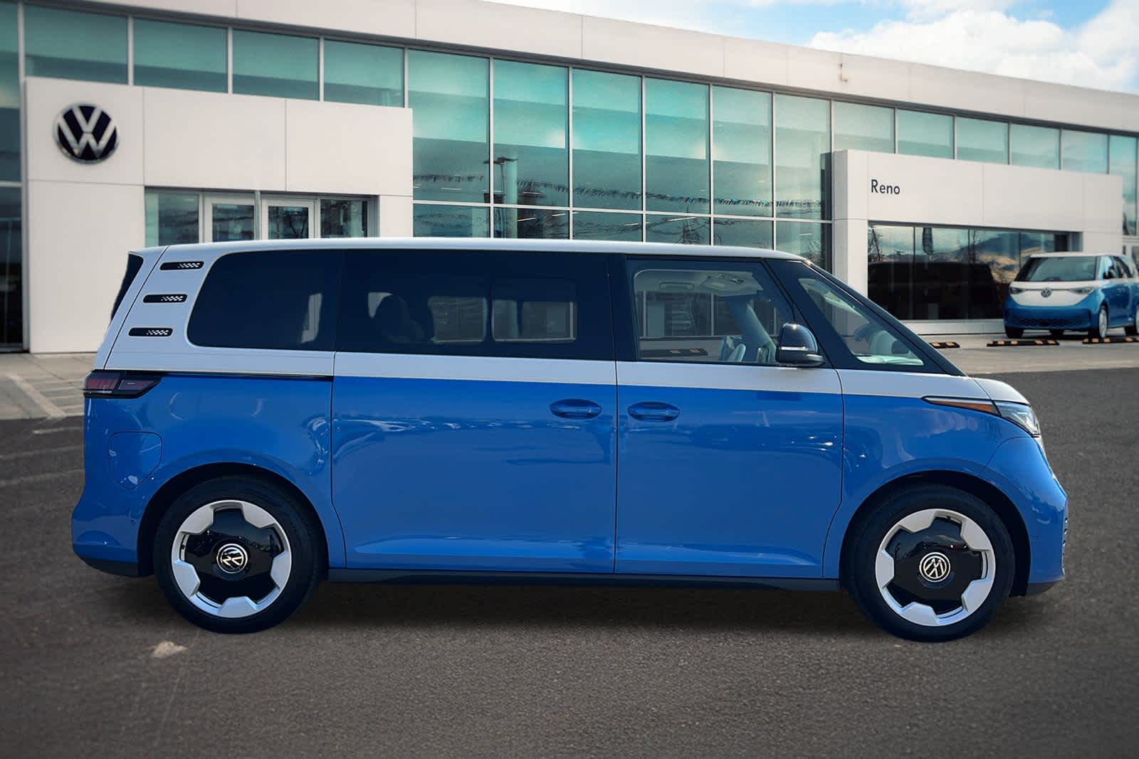 Thumbnail: 2025 Volkswagen ID.Buzz - 4