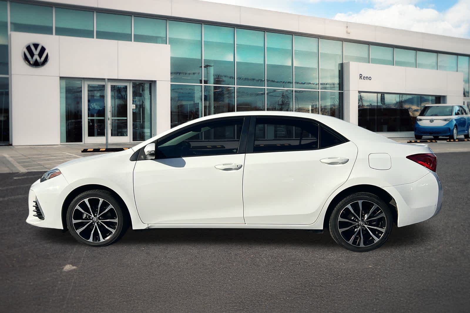 Thumbnail: 2017 Toyota Corolla - 8