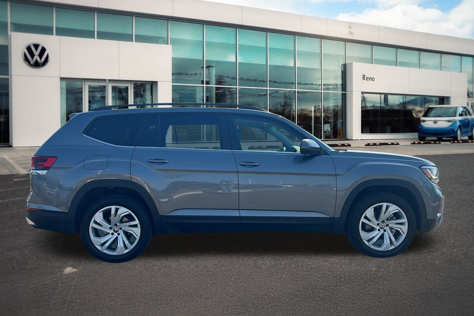 Thumbnail: 2023 Volkswagen Atlas - 4