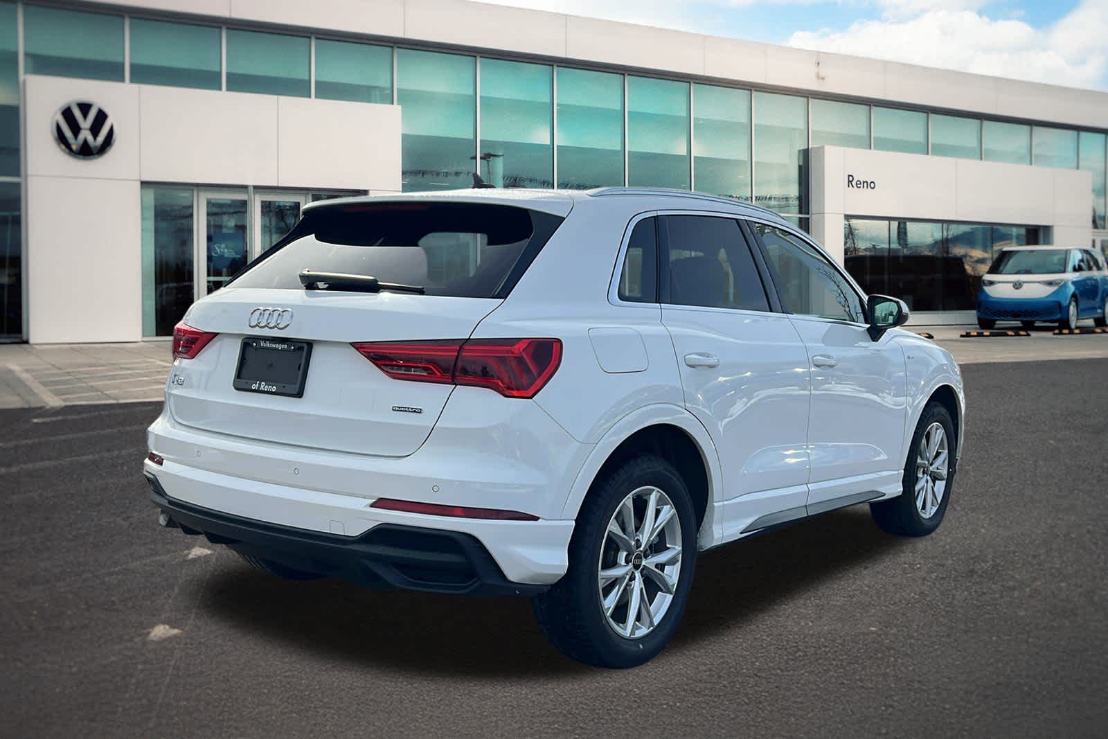 Thumbnail: 2023 Audi Q3 - 5