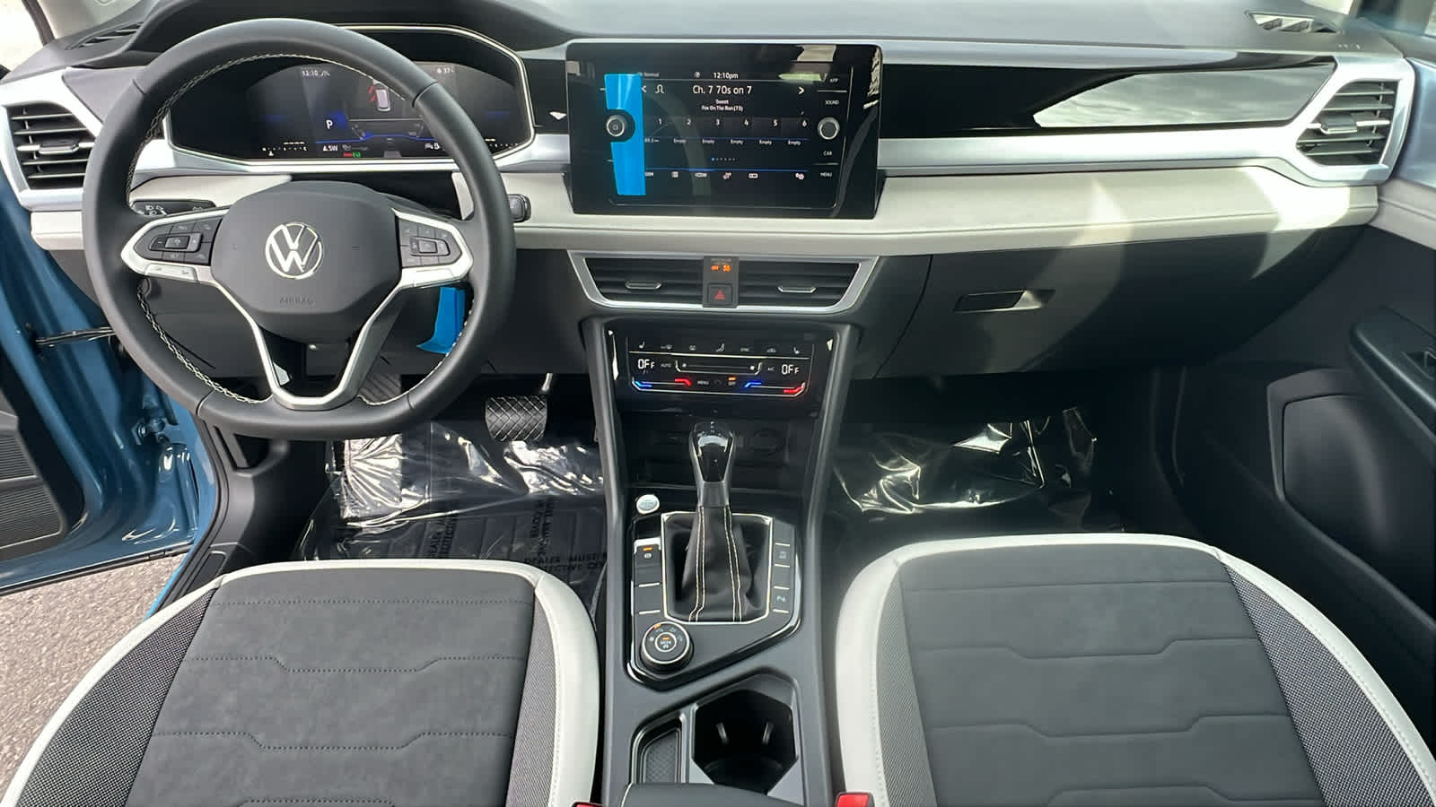 Thumbnail: 2026 Volkswagen Taos - 26