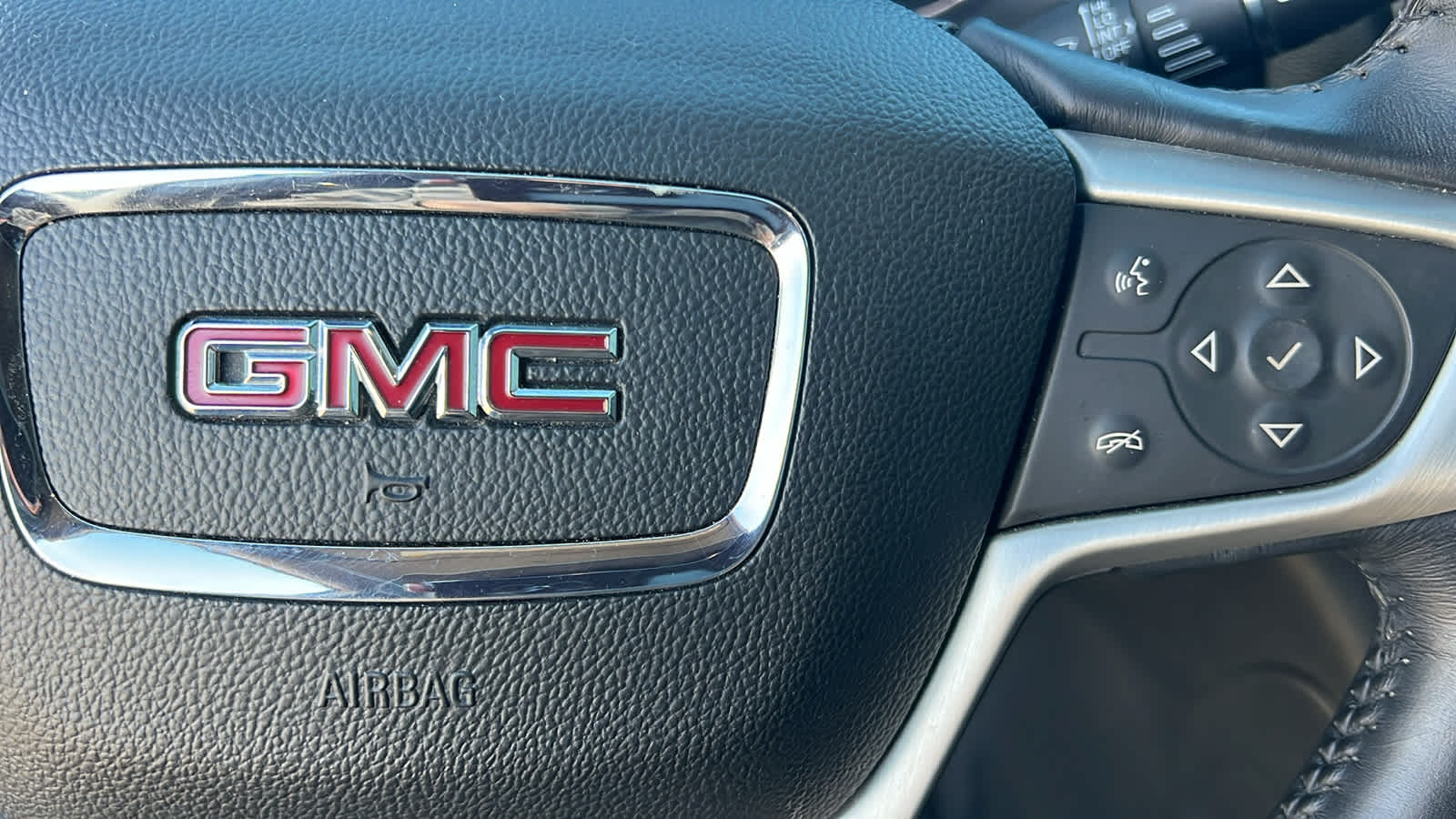 Thumbnail: 2017 GMC Acadia - 20