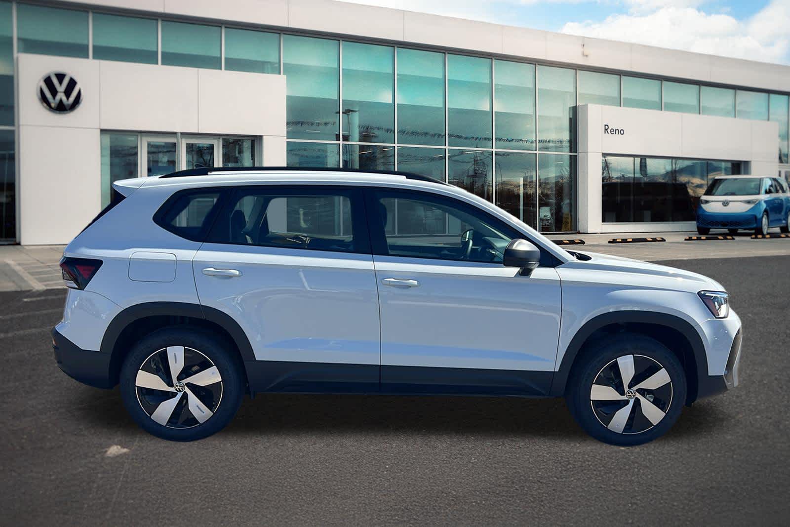 Thumbnail: 2026 Volkswagen Taos - 4
