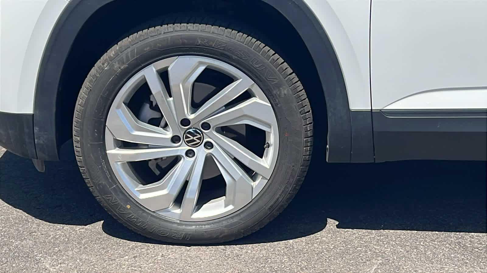 Thumbnail: 2021 Volkswagen Atlas - 9