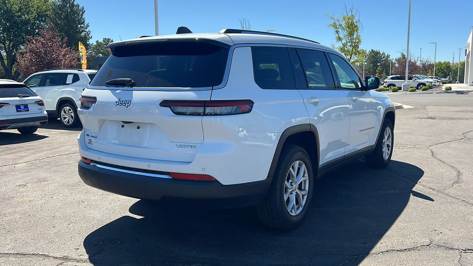 Thumbnail: 2021 Jeep Grand Cherokee L - 5