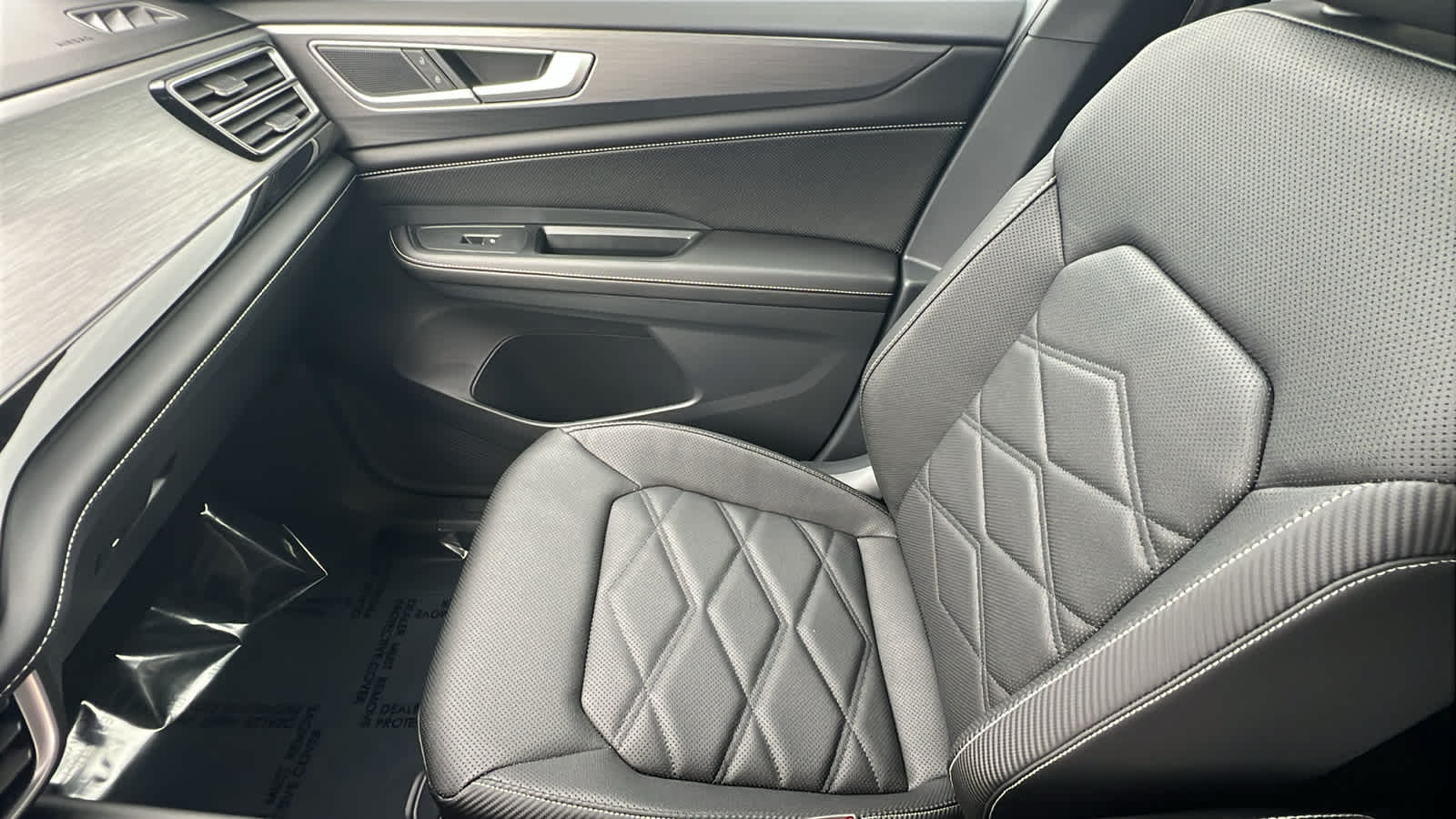 Thumbnail: 2026 Volkswagen Atlas - 12