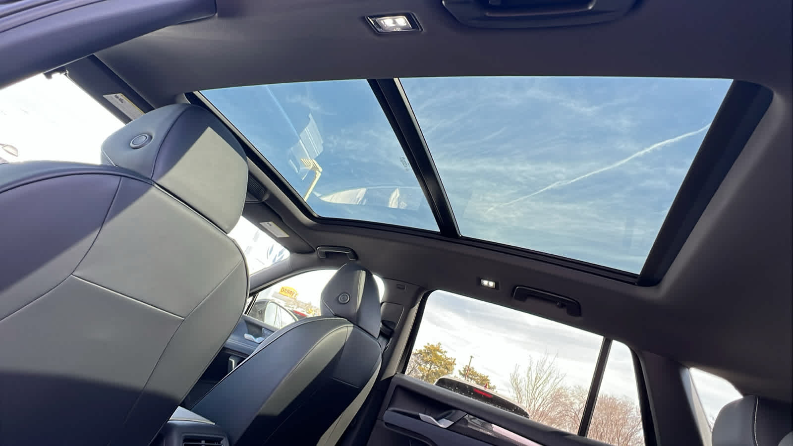 Thumbnail: 2026 Volkswagen Tiguan - 31