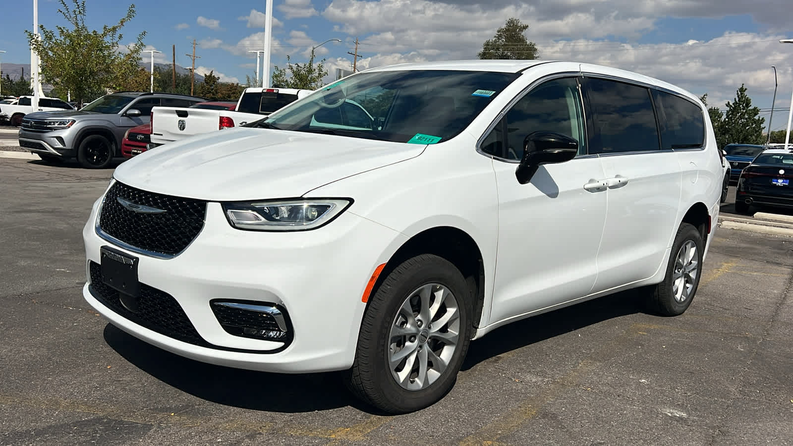 2024 Chrysler Pacifica