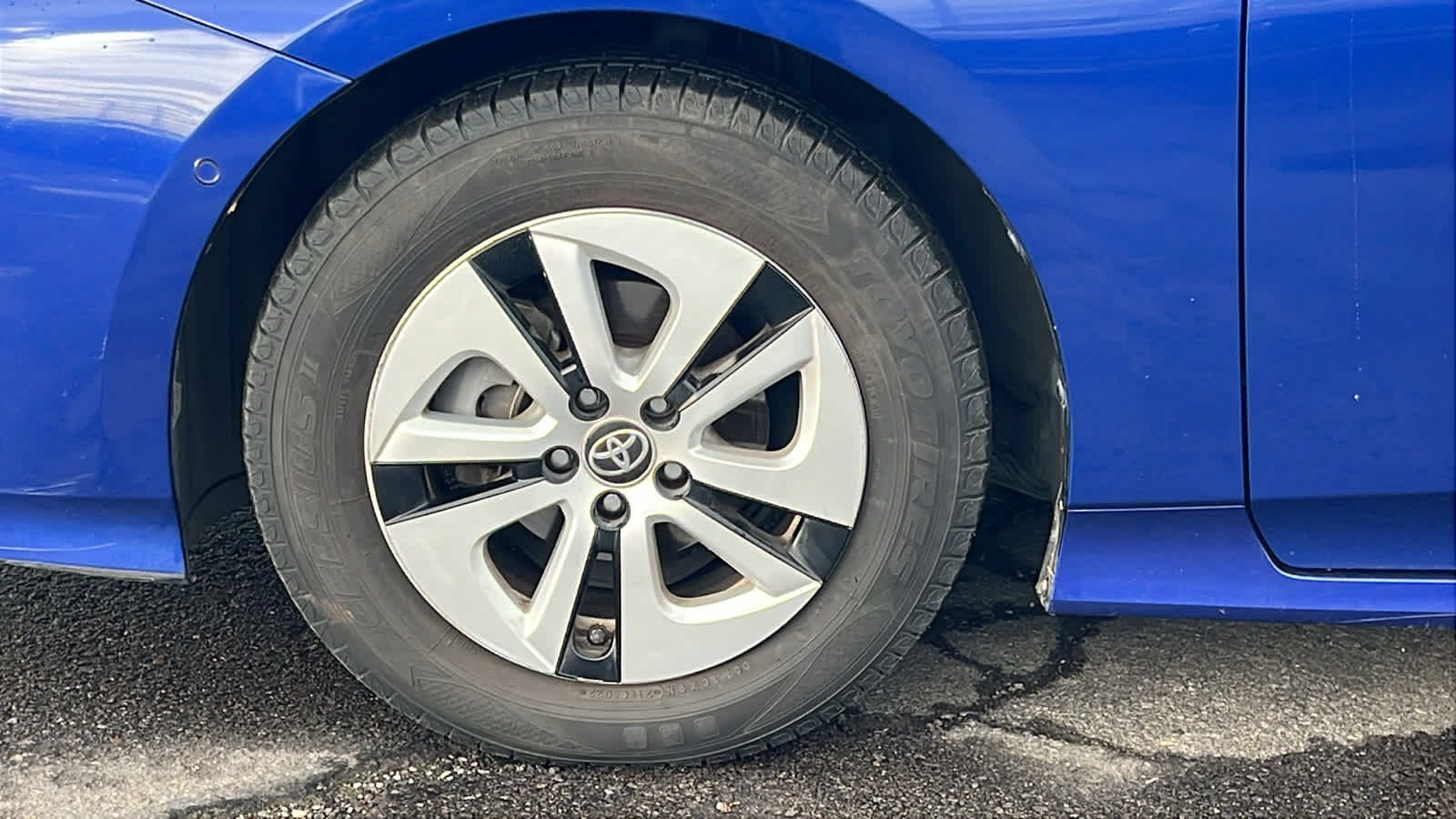 Thumbnail: 2018 Toyota Prius - 9