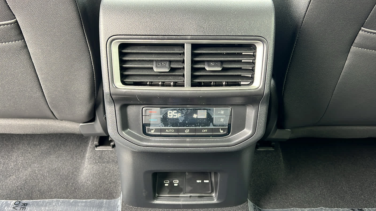 Thumbnail: 2026 Volkswagen Atlas - 25