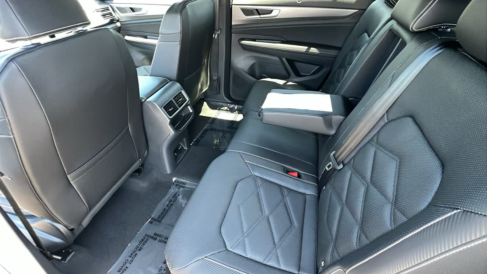 Thumbnail: 2025 Volkswagen Atlas - 24