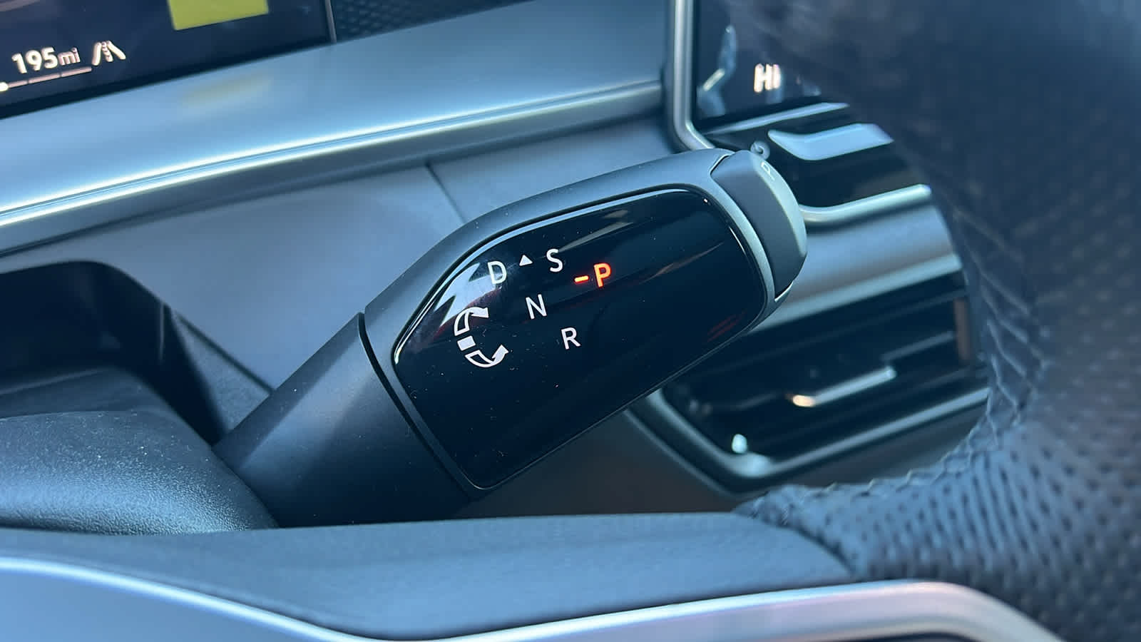 Thumbnail: 2026 Volkswagen Tiguan - 13