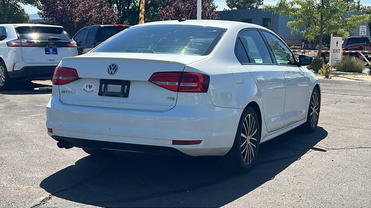 Thumbnail: 2015 Volkswagen Jetta - 5