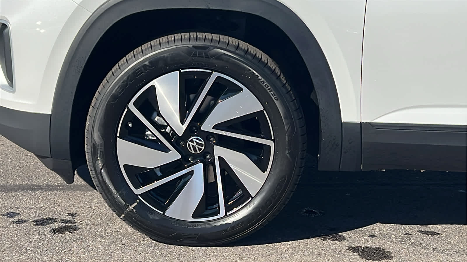 Thumbnail: 2026 Volkswagen Atlas - 9