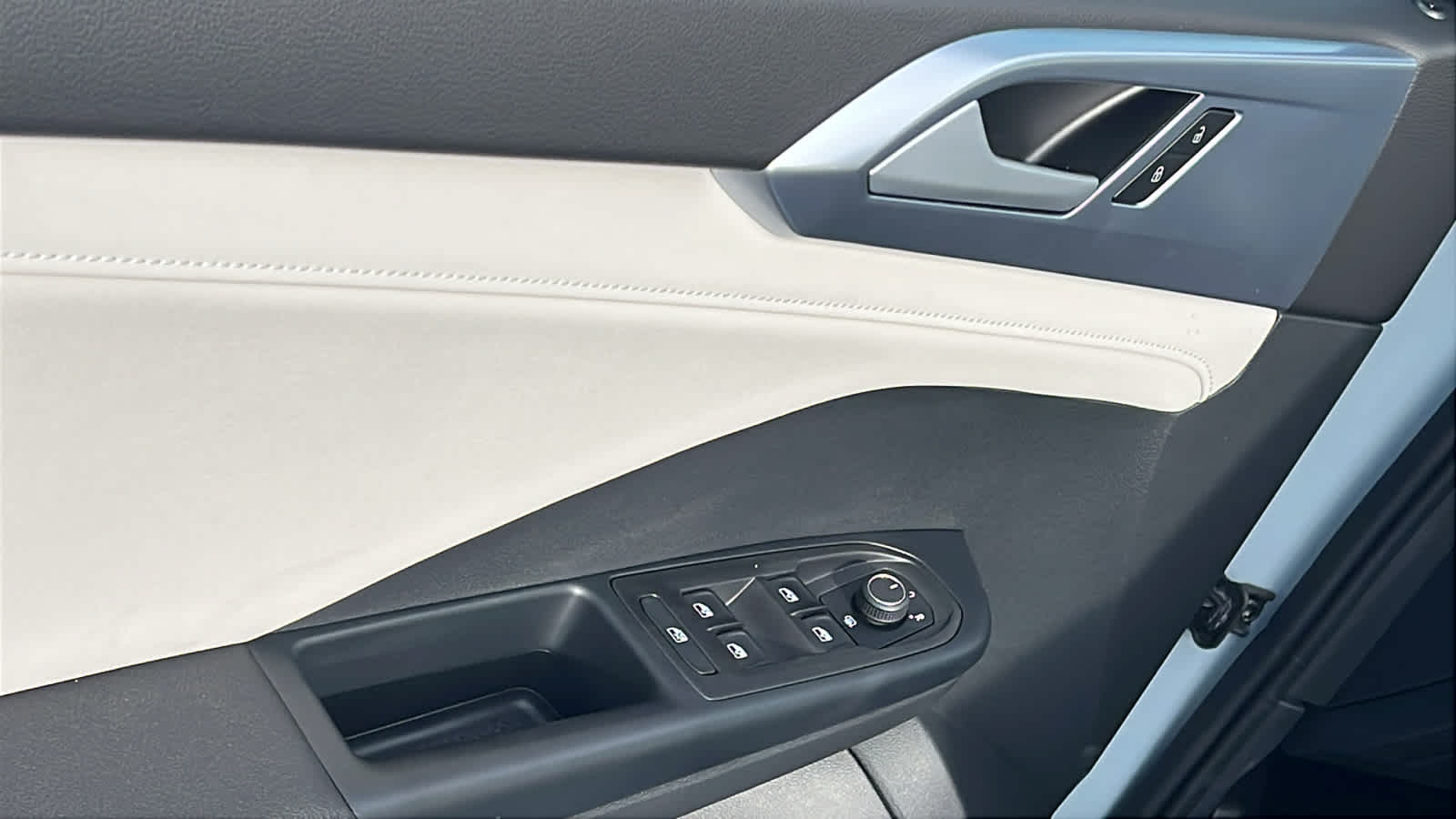 Thumbnail: 2026 Volkswagen Taos - 22