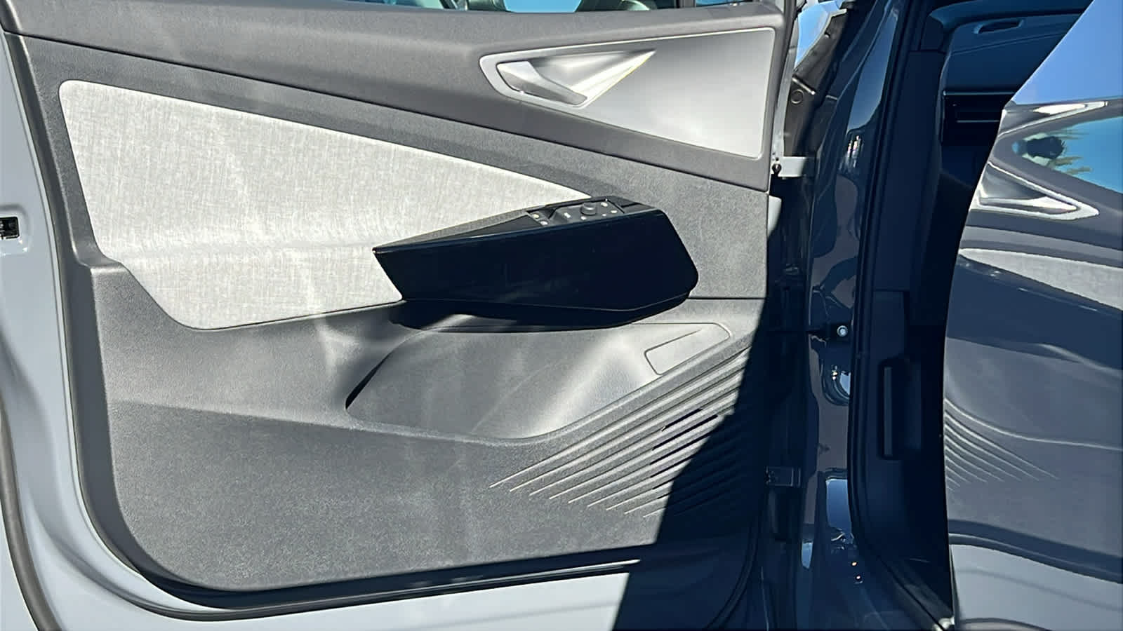 Thumbnail: 2026 Volkswagen ID.4 - 23