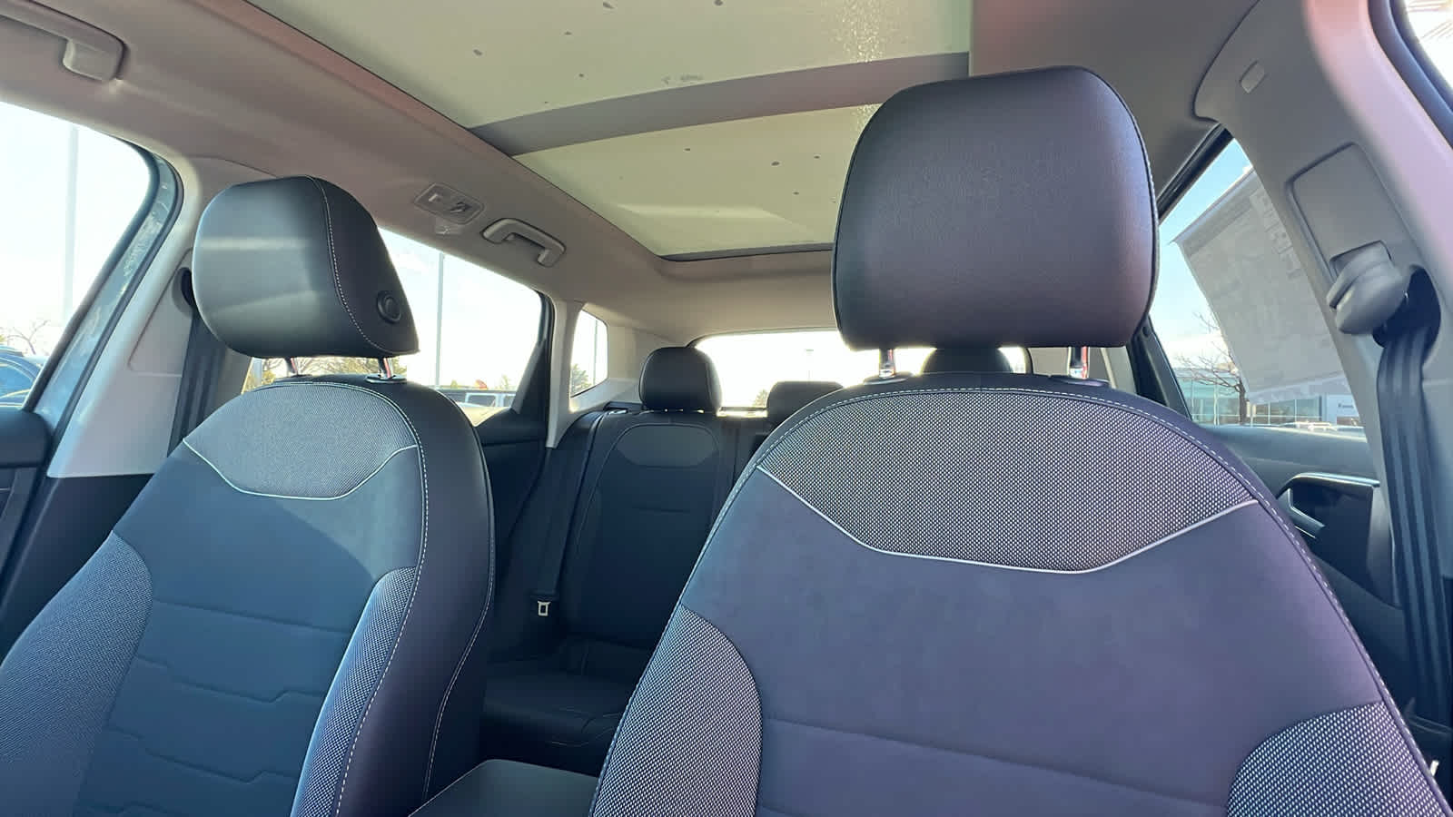 Thumbnail: 2026 Volkswagen Taos - 11