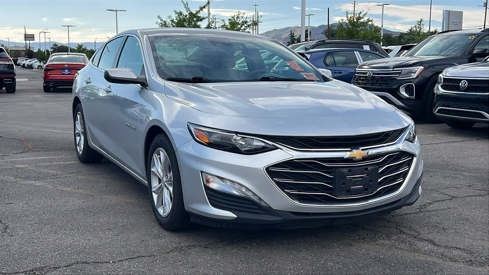 Thumbnail: 2021 Chevrolet Malibu - 3