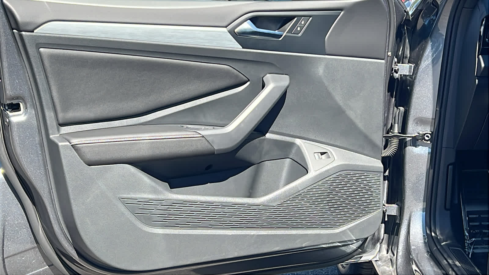 Thumbnail: 2025 Volkswagen Jetta - 23