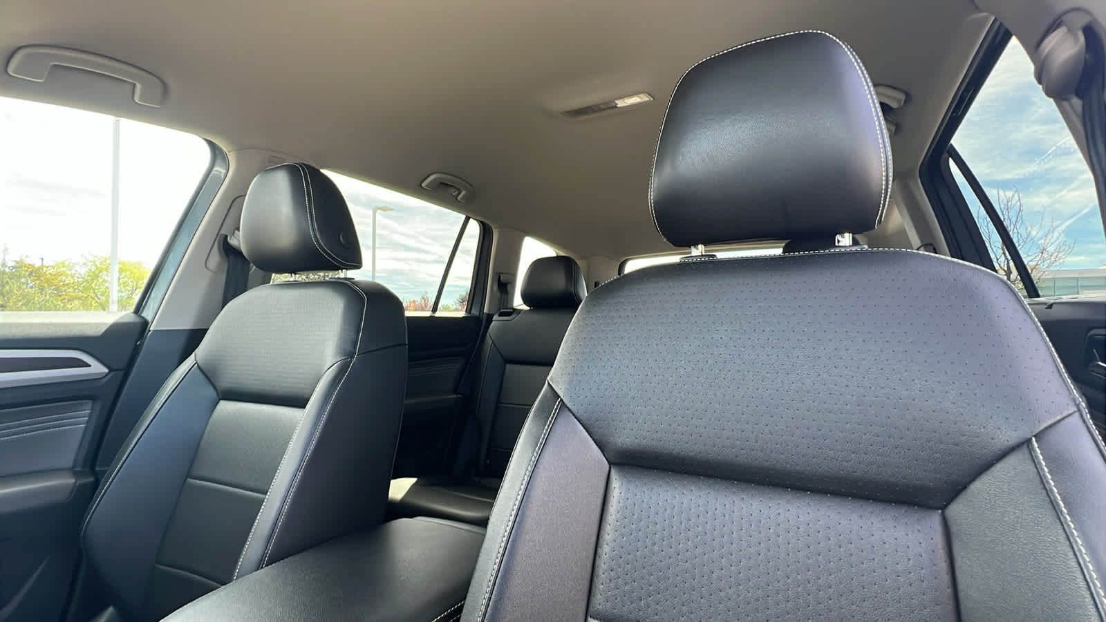 Thumbnail: 2021 Volkswagen Atlas - 11