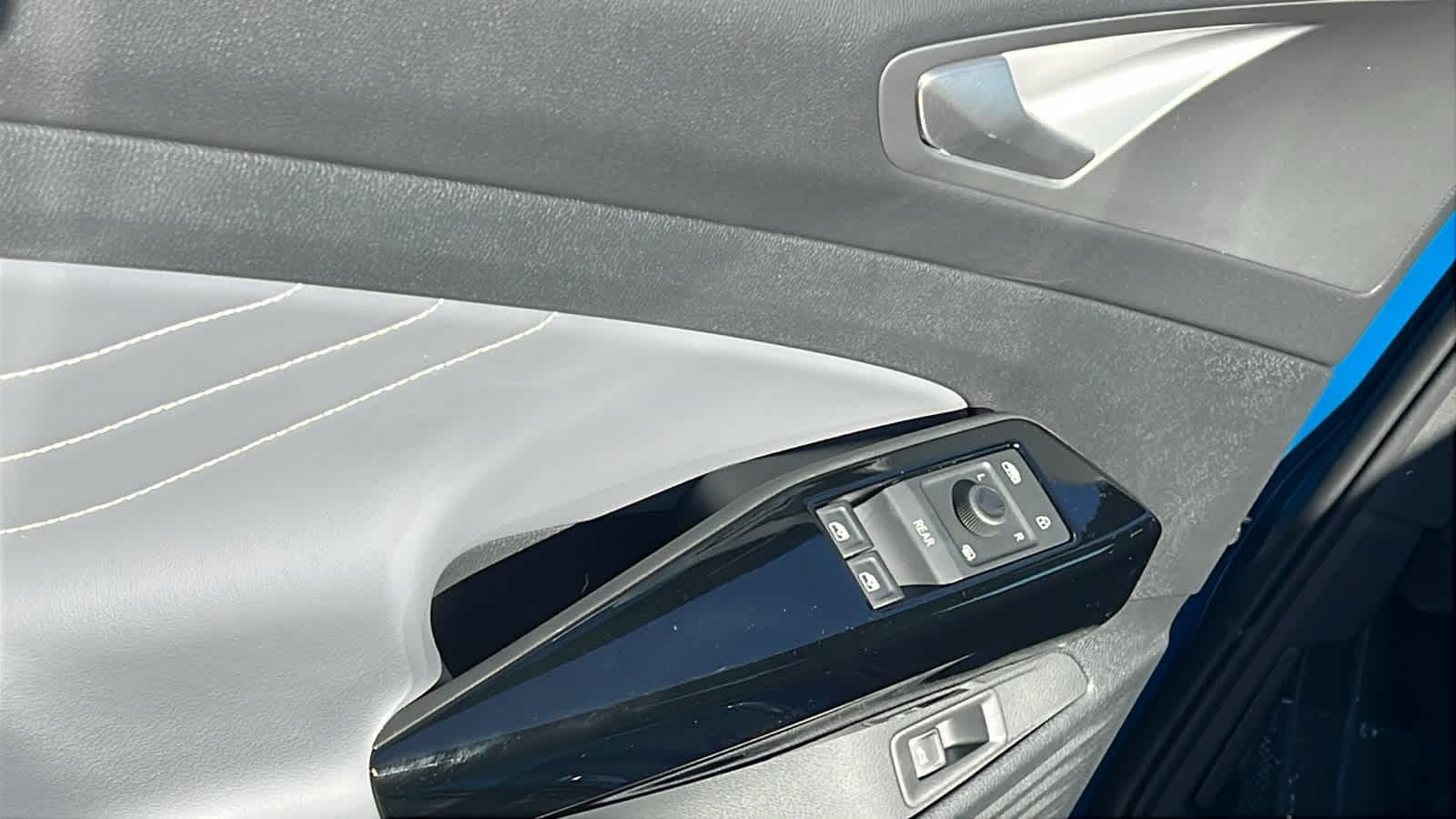 Thumbnail: 2025 Volkswagen ID.4 - 22