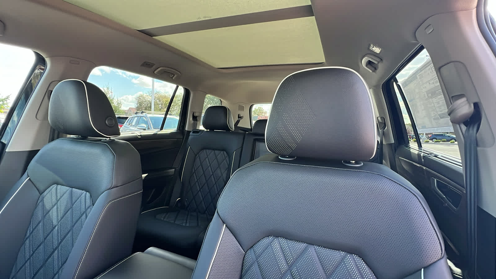 Thumbnail: 2026 Volkswagen Atlas - 11