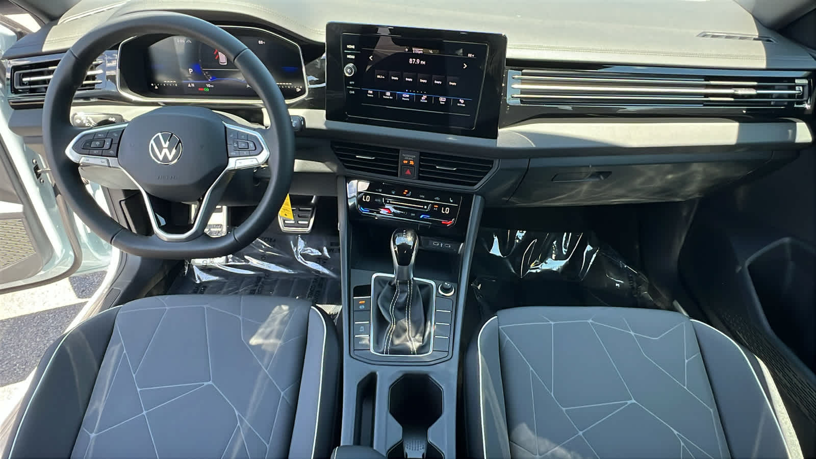 Thumbnail: 2025 Volkswagen Jetta - 26