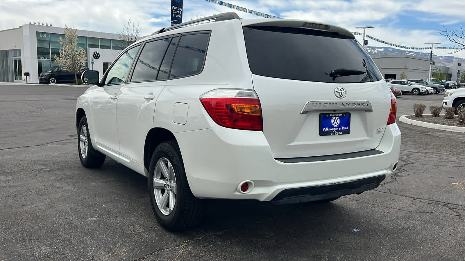 Thumbnail: 2010 Toyota Highlander - 7