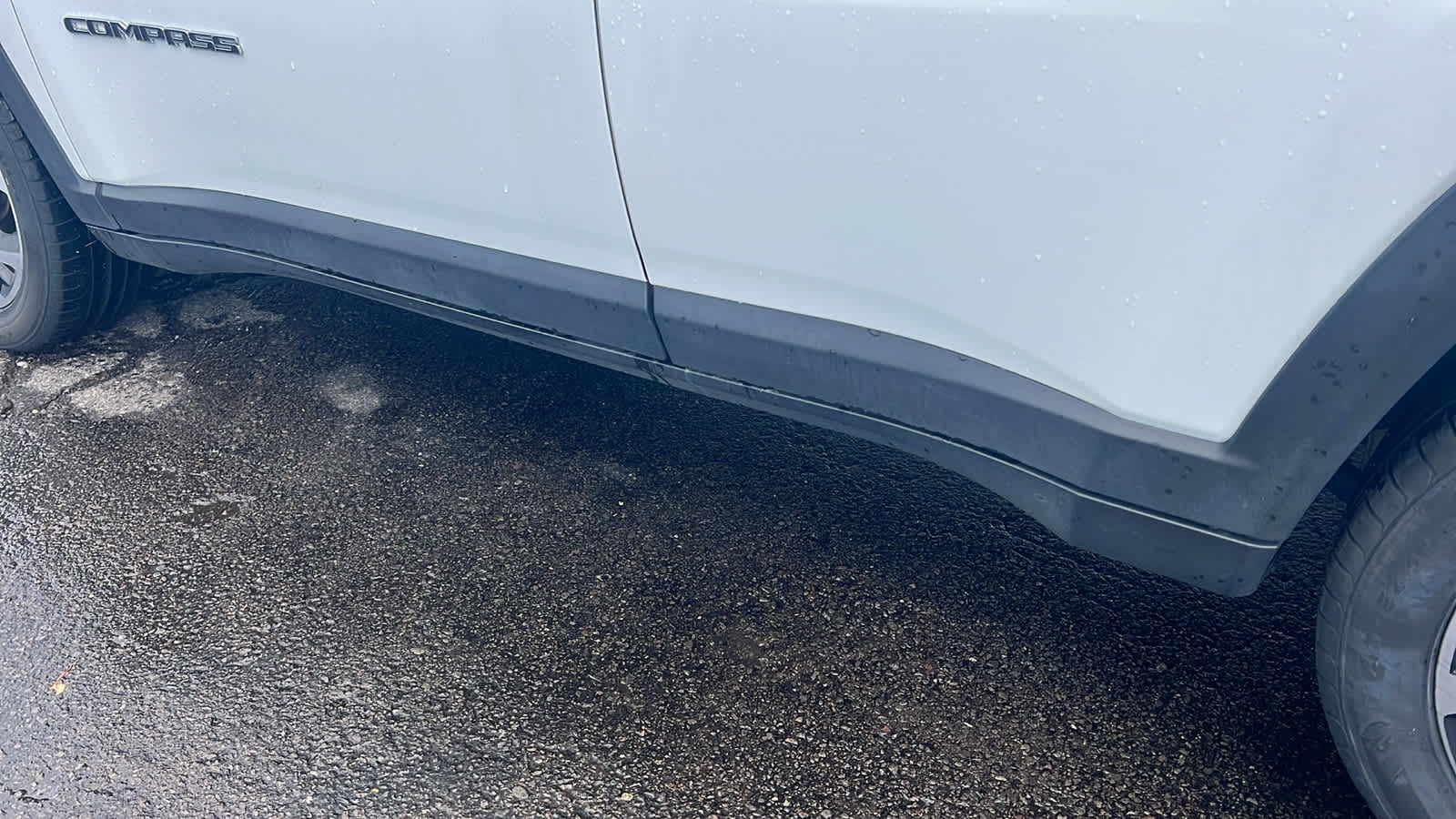 Thumbnail: 2023 Jeep Compass - 10