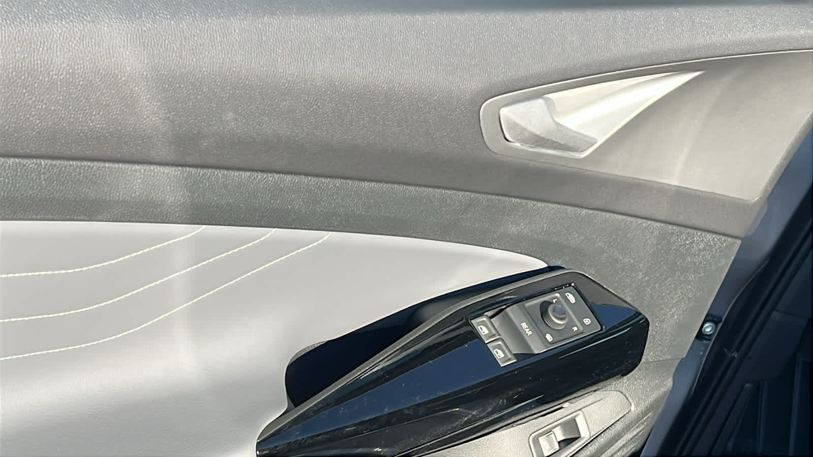 Thumbnail: 2025 Volkswagen ID.4 - 22
