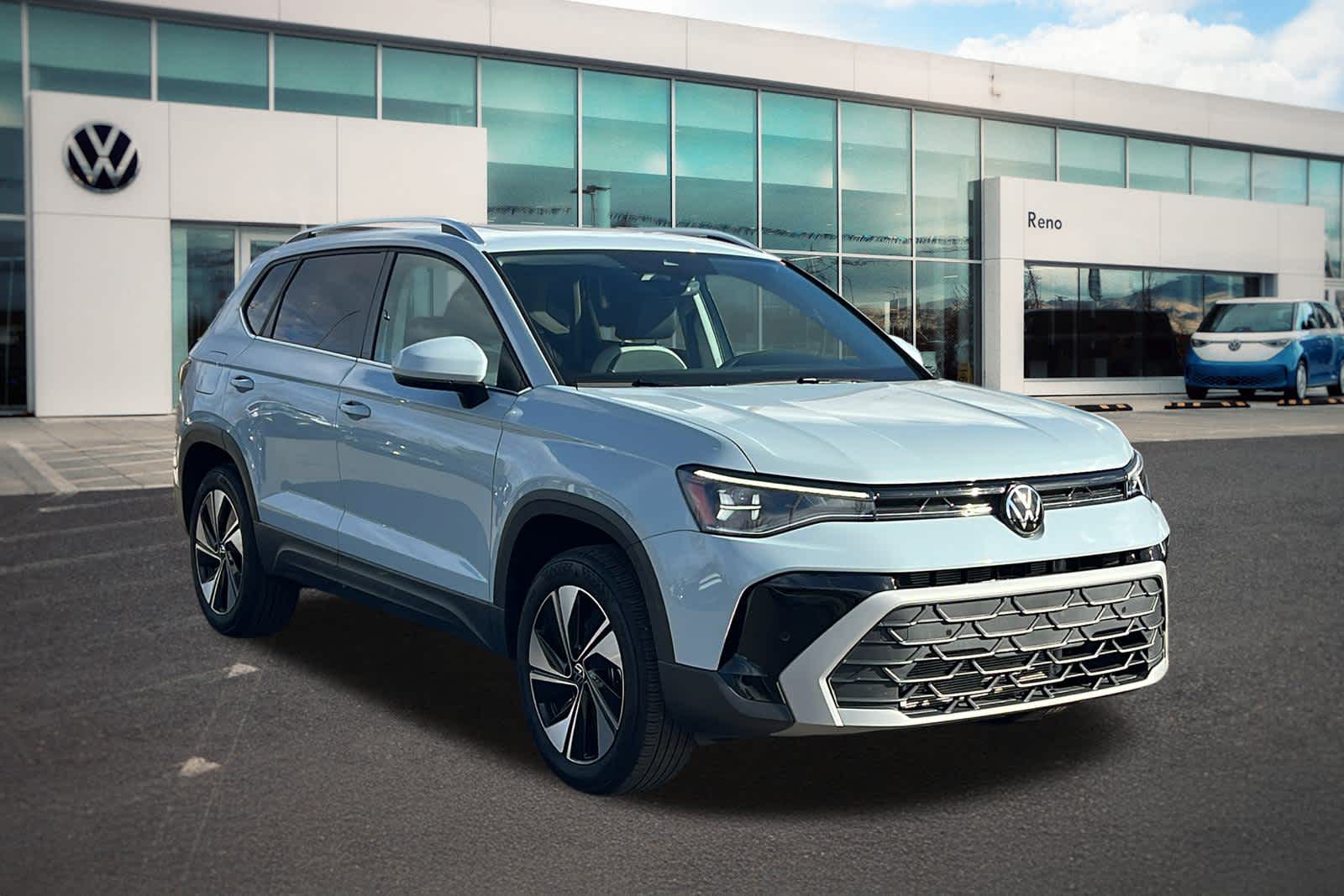 Thumbnail: 2025 Volkswagen Taos - 3