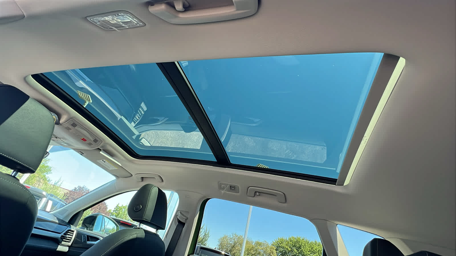 Thumbnail: 2025 Volkswagen Taos - 31